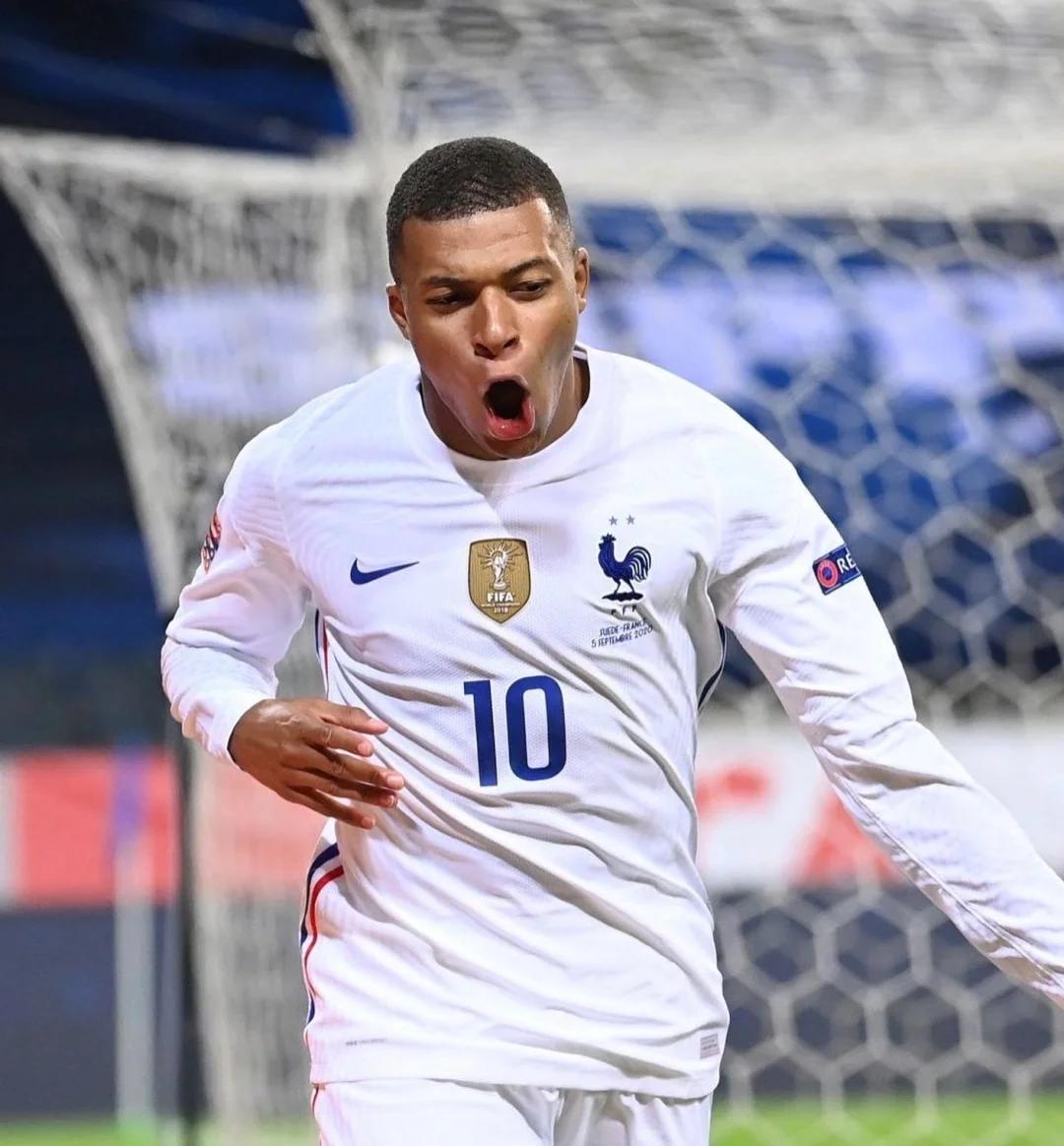 莱斯科特：孔帕尼做啥都会成功，哪怕是刚果总统或比利时首相