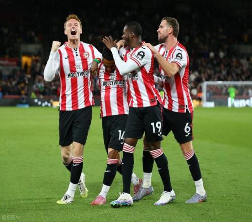 内维尔：利物浦一次次犯错，你真没法信任他们