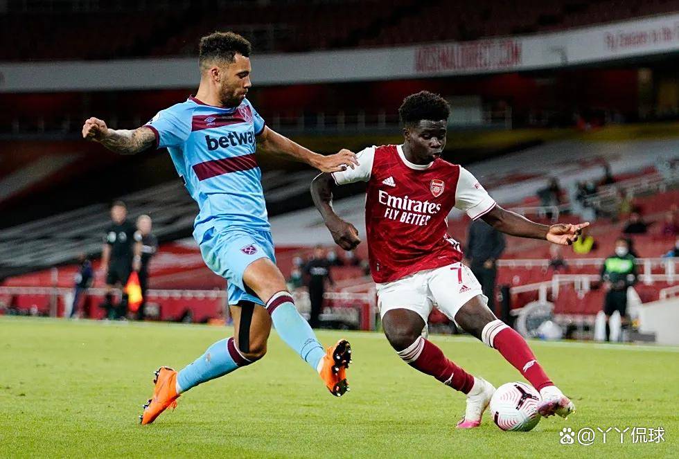 C罗成为格斗推广公司股东，并表示与后者具有相同的价值观